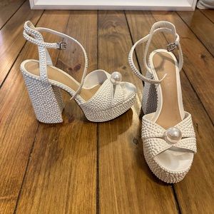 Gianni Bini Kendra Two open Toe Embellished Pearl Studded Platform Sandals
